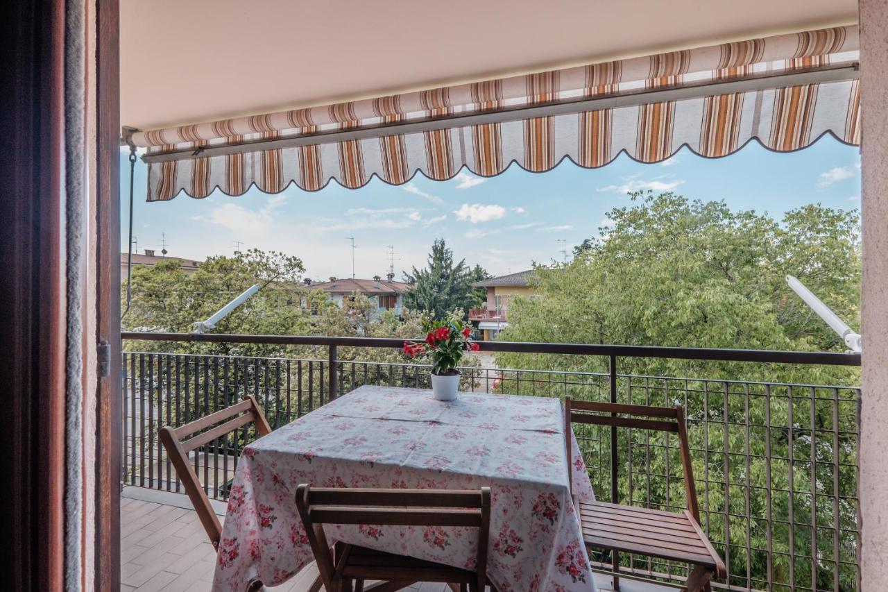 Casa Lugana 15 - Monolocale Con Piscina Fronte Lago Сирмионе Екстериор снимка